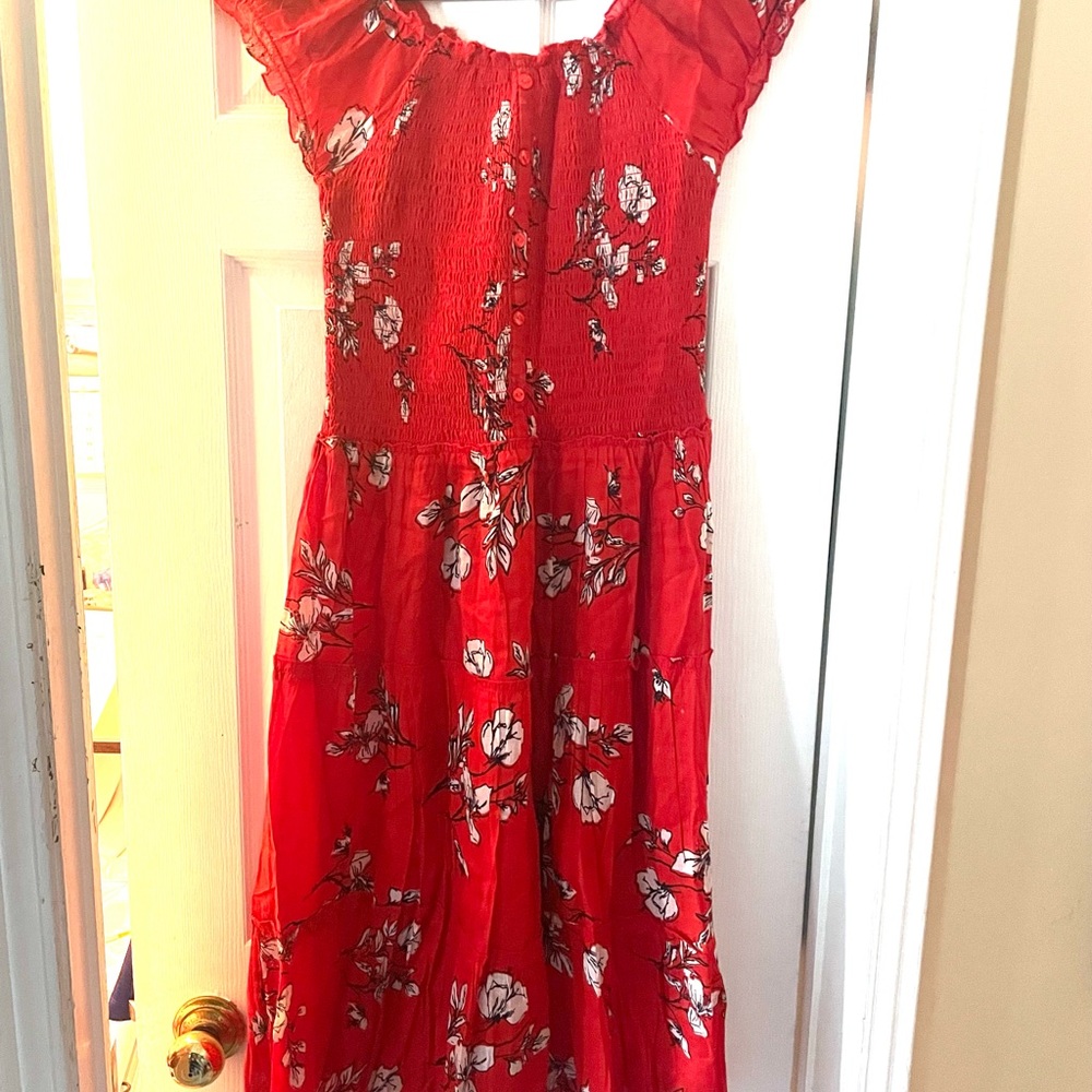 Floral Red Dress with Ruffled Sleeves